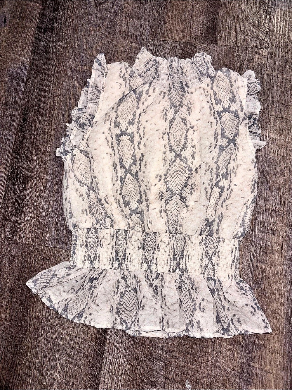 Japna Sleeveless Snake-Print Smocked Peplum Top Women's Blouse White & Gray